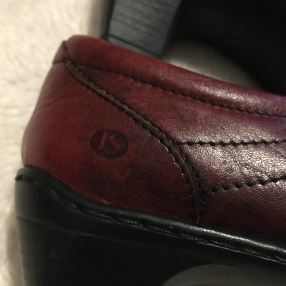 Josef Seibel Soft Burgundy Leather Whimsigoth Buckled Heels - Picture 9 of 16